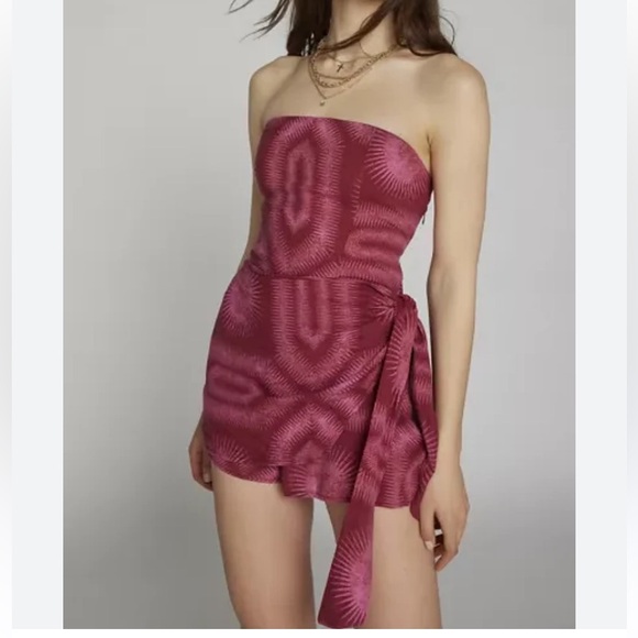 KIMCHI Blue LINEN blend strapless romper small - Picture 2 of 9